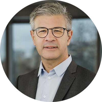 Régis Coeurderoy - Associate Dean for Research Régis Coeurderoy - Associate Dean for Research