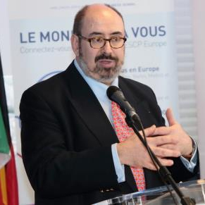 Olivier Badot is speaking about the new chair of Leclerc and ESCP