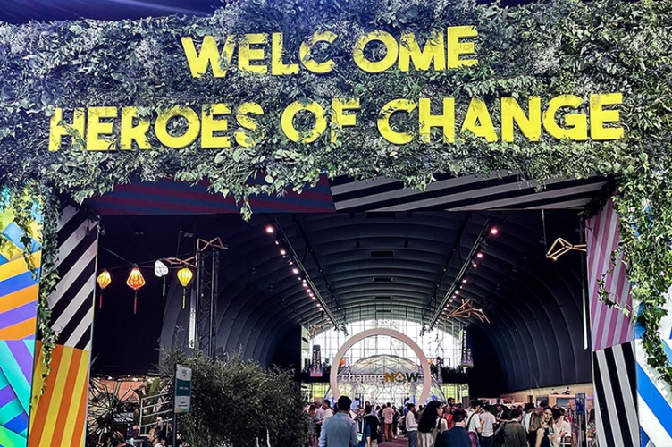 Welcome Heroes of Change, Change Now event, Entrance Picture