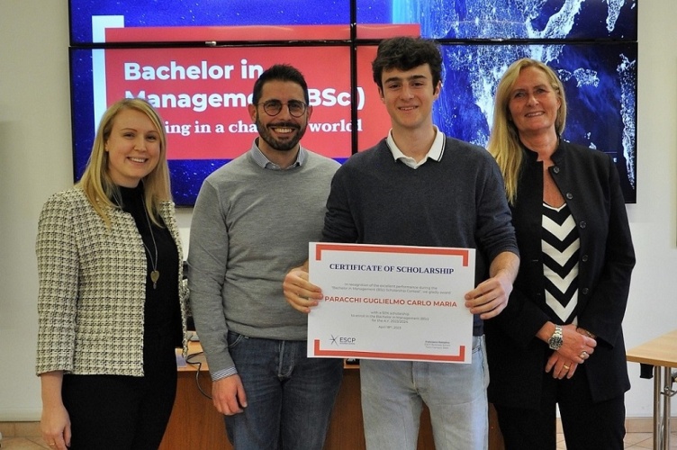 Guglielmo Paracchi won the 2023 ESCP BSc in Management - Scholarship Contest