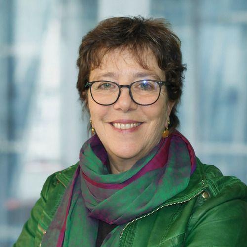 PRIME Nathalie, Professor - Marketing, ESCP